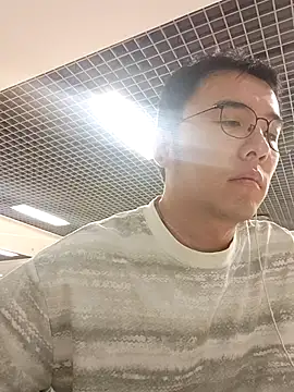 Snapshot of nnnnnan9527 chatting on 09/28/25, 02:07 nnnnnan9527 online show from 09/28/25, 02:07