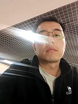 Snapshot of nnnnnan9527 chatting on 10/15/25, 07:49 nnnnnan9527 online show from 10/15/25, 07:49