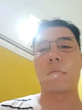 Snapshot of nnnnnan9527 chatting on 09/12/25, 04:56 nnnnnan9527 online show from 09/12/25, 04:56