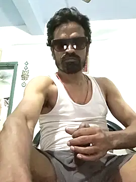 Snapshot of Mr_xxx007@xh chatting on 04/30/26, 03:52 Mr xxx007xh online show from 04/30/26, 03:52