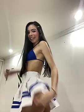 valentinagomez17 online show from 02/18/26, 04:54