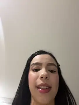 valentinagomez17 online show from 02/21/26, 06:37