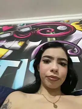 valentinagomez17 online show from 02/07/26, 06:10