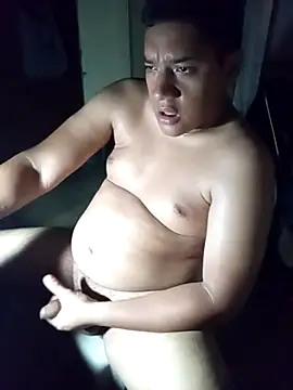 Snapshot of Batallus88 chatting on 04/15/26, 11:38 Batallus88 online show from 04/15/26, 11:38