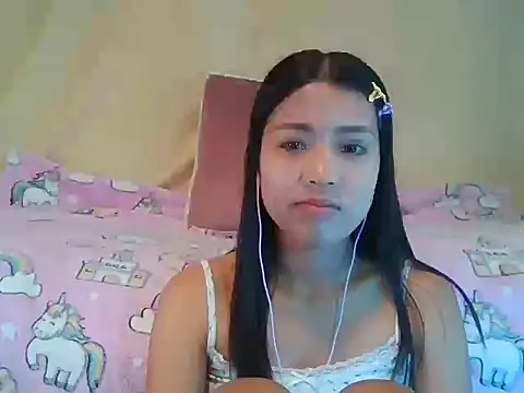 AnnewithanE online show from 10/10/25, 03:29