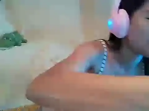 AnnewithanE online show from 09/12/25, 03:39