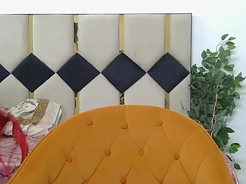 Its-ishikaa online show from 11/15/25, 03:32