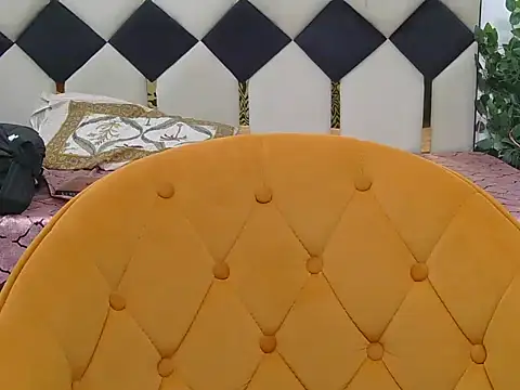 Its-ishikaa online show from 11/10/25, 03:33