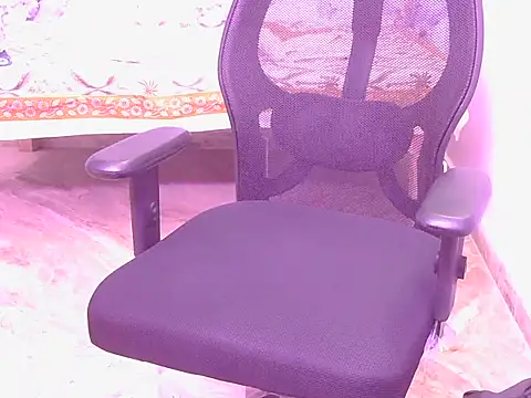 Its-ishikaa online show from 12/18/25, 04:17