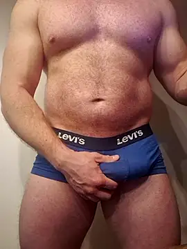 AlphaGymMale online show from 12/17/25, 12:59