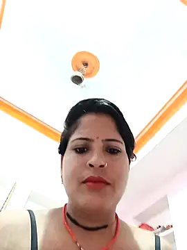 Snapshot of Sexi_savitri chatting on 09/15/25, 09:26 Sexi savitri online show from 09/15/25, 09:26