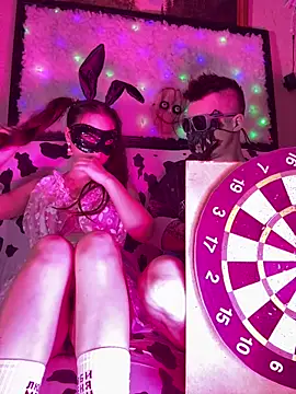 TWOLOVEsX online show from 04/07/26, 02:52