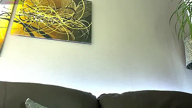 velina   online show from 10/24/25, 08:30