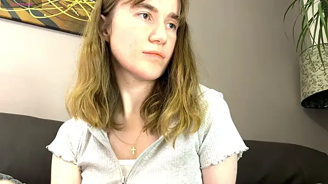 velina   online show from 10/04/25, 08:32