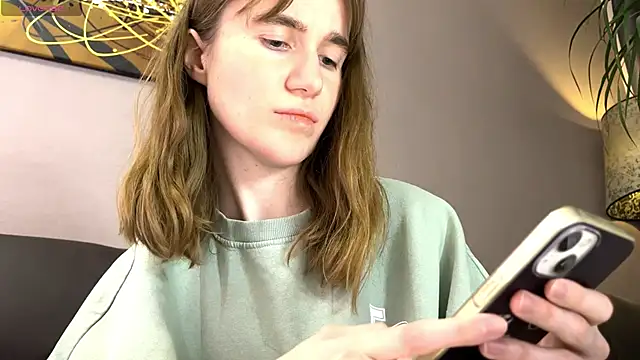 velina   online show from 09/30/25, 07:53