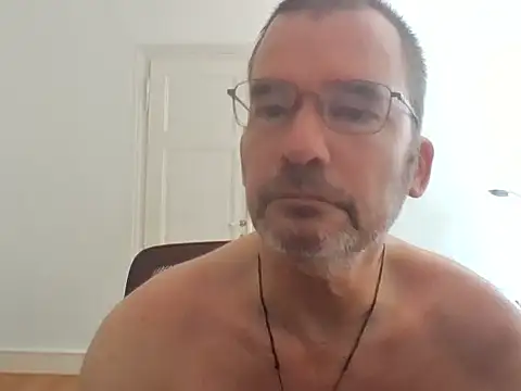 Snapshot of stallionrider88 chatting on 06/10/26, 10:38 stallionrider88 online show from 06/10/26, 10:38