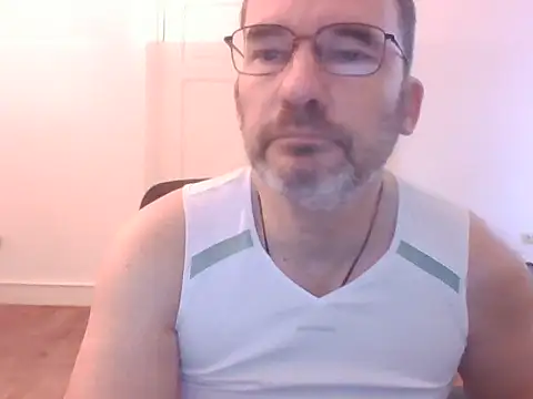 stallionrider88 online show from 10/26/25, 02:28