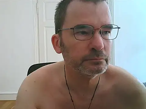 Snapshot of stallionrider88 chatting on 06/11/26, 10:45 stallionrider88 online show from 06/11/26, 10:45