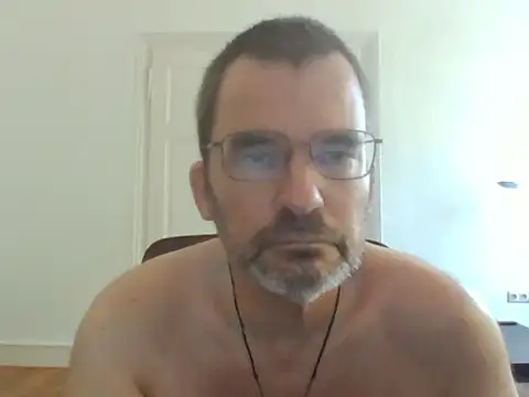 Snapshot of stallionrider88 chatting on 06/20/26, 02:44 stallionrider88 online show from 06/20/26, 02:44
