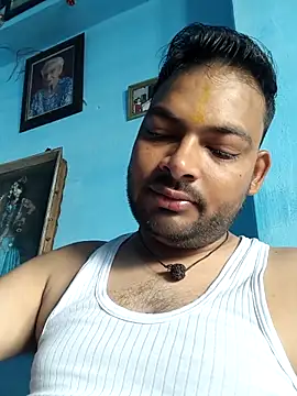 Snapshot of xyz-indian chatting on 10/05/25, 10:06 xyz-indian online show from 10/05/25, 10:06