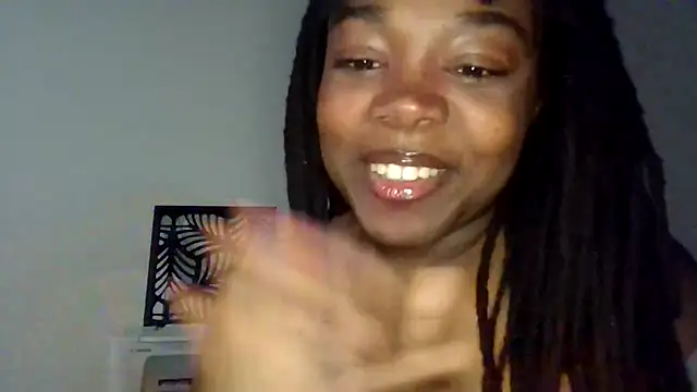 Snapshot of princess_chocolate chatting on 10/09/25, 11:44 princess chocolate online show from 10/09/25, 11:44