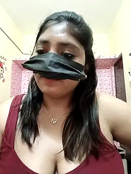 Snapshot of tamilrohini chatting on 09/25/25, 04:29 tamilrohini online show from 09/25/25, 04:29