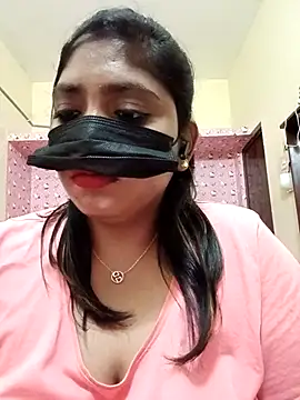 Snapshot of tamilrohini chatting on 10/02/25, 04:38 tamilrohini online show from 10/02/25, 04:38