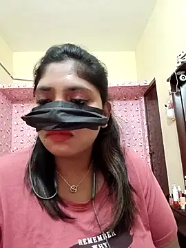 Snapshot of tamilrohini chatting on 09/10/25, 05:45 tamilrohini online show from 09/10/25, 05:45