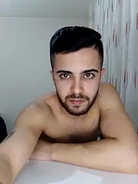 Ozi1910 online show from 12/05/25, 04:16