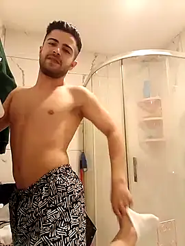 Ozi1910 online show from 11/22/25, 09:13