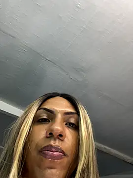 gataloiraa online show from 11/15/25, 07:45