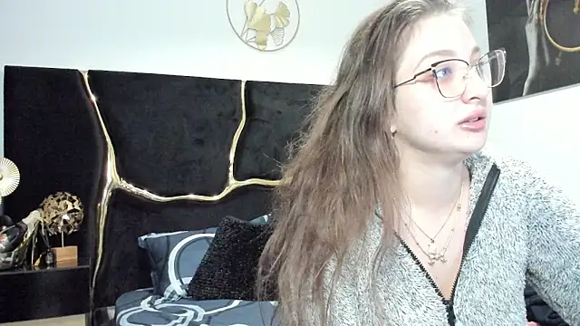 RebekaRose online show from 11/01/25, 11:42