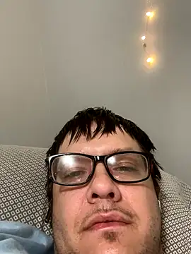 Snapshot of bigdickdaddy12691 chatting on 09/20/25, 05:56 bigdickdaddy12691 online show from 09/20/25, 05:56