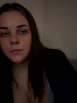 Snapshot of ItsLxsa chatting on 09/08/25, 10:20 ItsLxsa online show from 09/08/25, 10:20