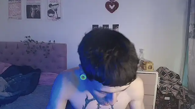 2cyboy  online show from 09/21/25, 03:00