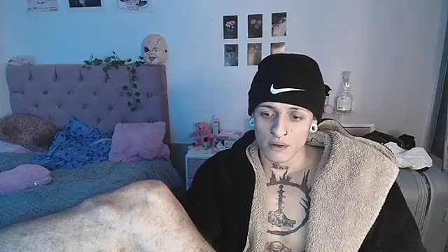 2cyboy  online show from 09/11/25, 03:17