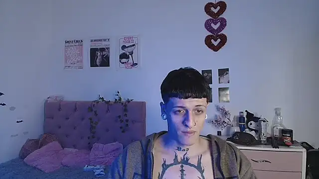 2cyboy  online show from 09/11/25, 10:32