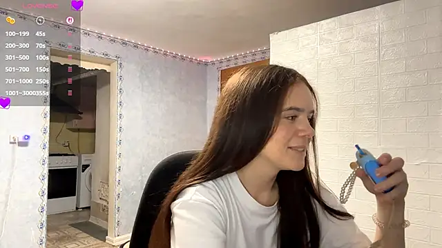 Lia rise online show from 11/15/25, 01:04