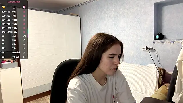 Lia rise online show from 11/30/25, 02:07