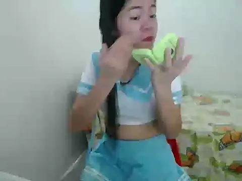 Melody Khang online show from 11/14/25, 10:24