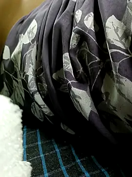 Snapshot of Hot_pooja55 chatting on 09/14/25, 03:12 Hot pooja55 online show from 09/14/25, 03:12