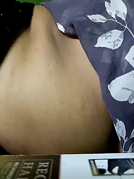 Snapshot of Hot_pooja55 chatting on 09/25/25, 03:07 Hot pooja55 online show from 09/25/25, 03:07