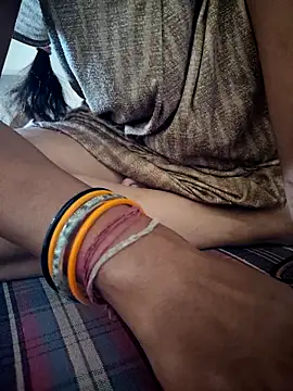 Hot pooja55 online show from 04/24/26, 07:10