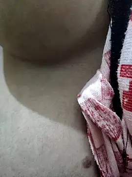 Snapshot of Hot_pooja55 chatting on 03/19/26, 01:27 Hot pooja55 online show from 03/19/26, 01:27