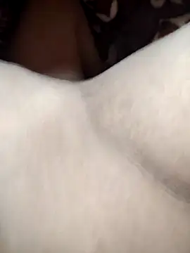 Snapshot of Hot_pooja55 chatting on 02/10/26, 04:39 Hot pooja55 online show from 02/10/26, 04:39