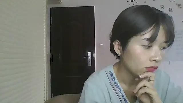 Snapshot of Monice1314 chatting on 09/20/25, 05:45 Monice1314 online show from 09/20/25, 05:45