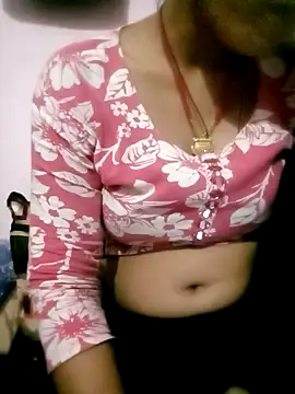 Hot tin74 online show from 04/10/26, 04:58