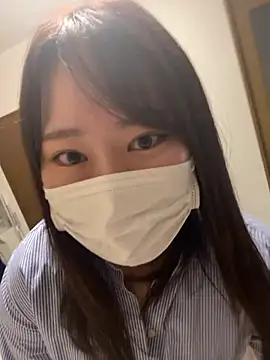 Snapshot of shimera-nohime25 chatting on 10/30/25, 01:31 shimera-nohime25 online show from 10/30/25, 01:31