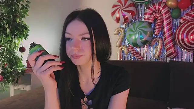 Loona Eclipse online show from 01/10/26, 08:26