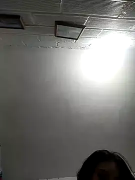 Snapshot of emmii_cute chatting on 09/28/25, 01:34 emmii cute online show from 09/28/25, 01:34